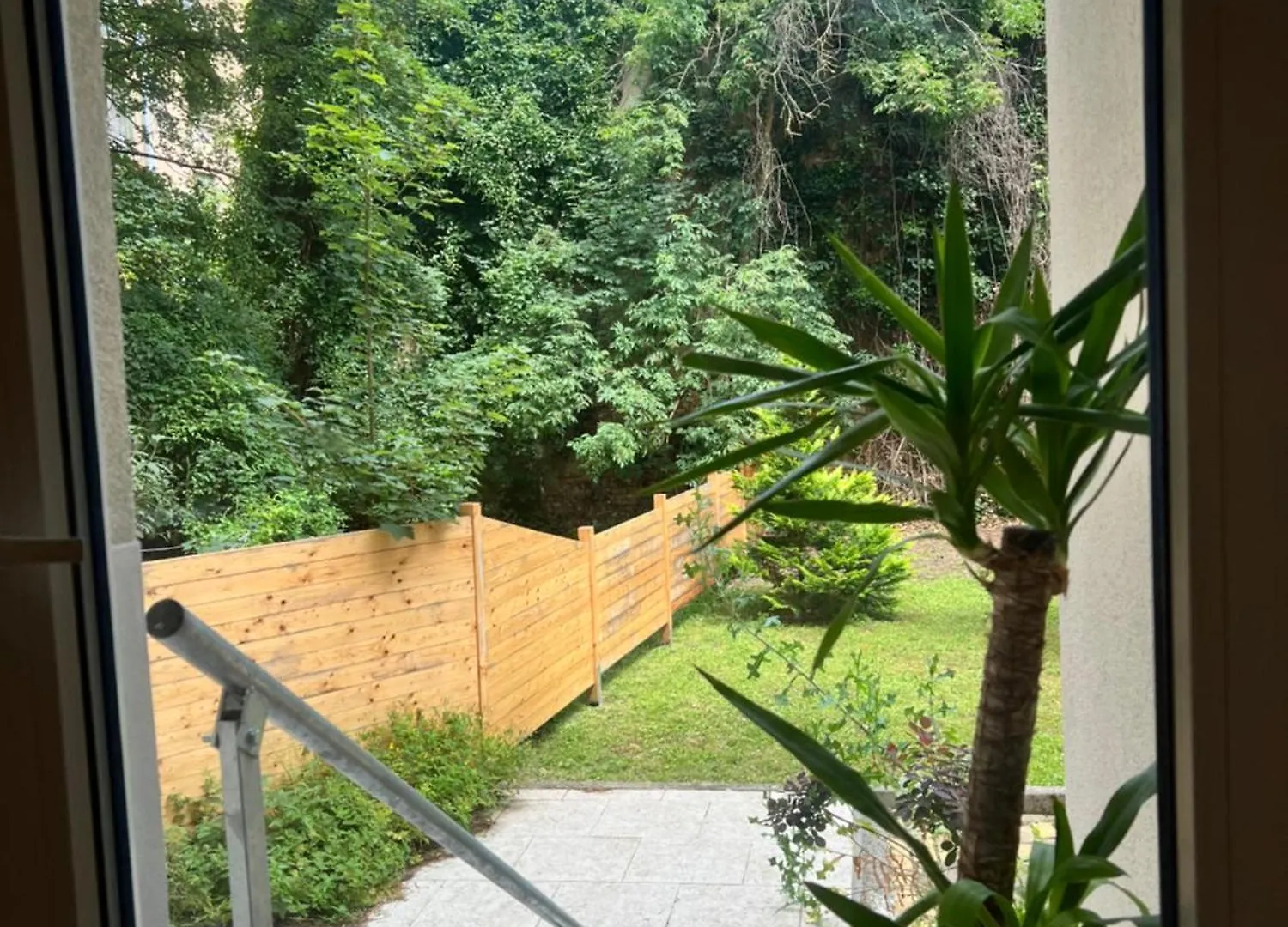 Soul-Apartment Terrasse Privat-Parkplatz Boxspringbett 55Zoll Tv Wlan Leipzig Germany